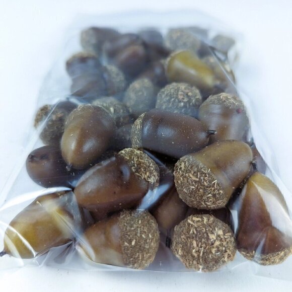 Faux Acorns for Crafting - Picture 3 of 5